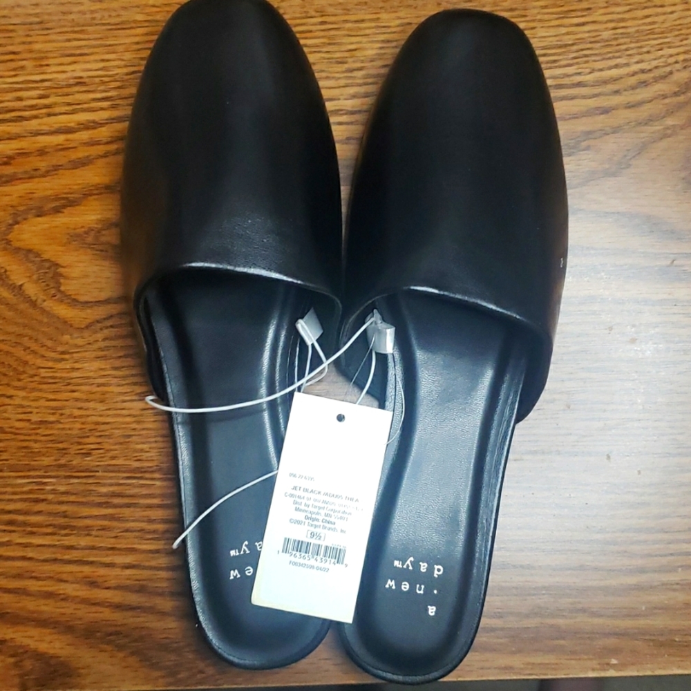 Thea Flats